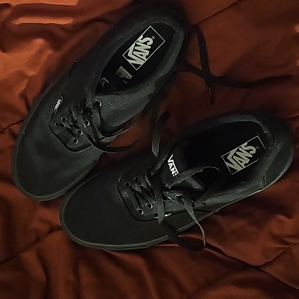 Vans off the wall skate shoes